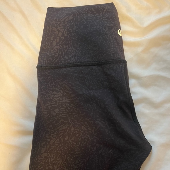 Pattern Lululemon Align Leggings - Picture 1 of 4